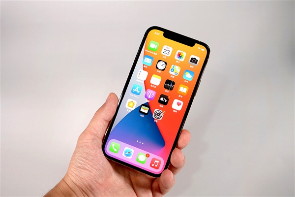 张港镇苹果手机维修分享iOS 14.2修订版已到，专属iPhone 12系列 