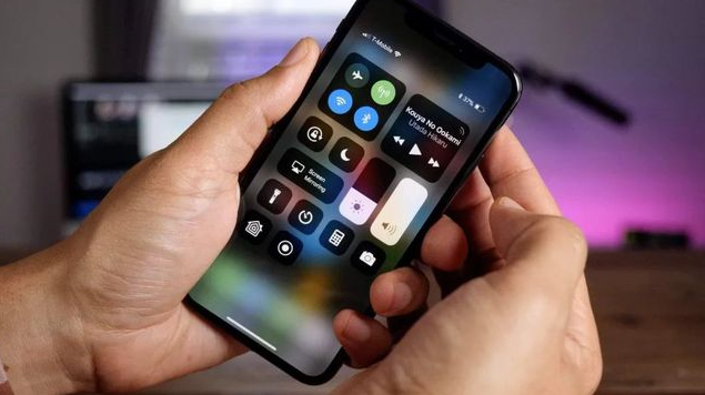 张港镇苹果手机维修分享iPhone 12信号差怎么办 